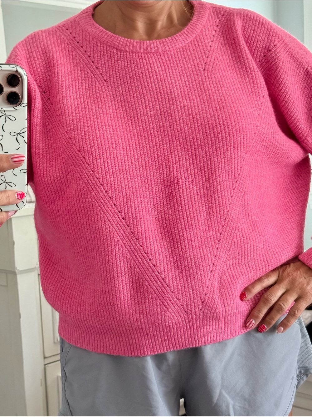 Classic Crewneck Sweater in Vibrant Pink
